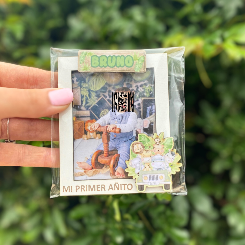 Mini portarretratos blancos con apliques a color - Imagen 2