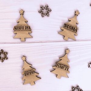 Pinitos con nombre para decoración
